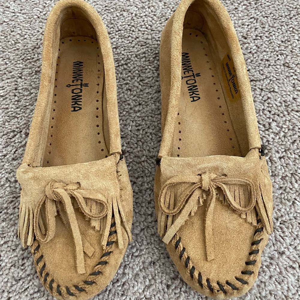 Minnetonka Kilty Hard Sole